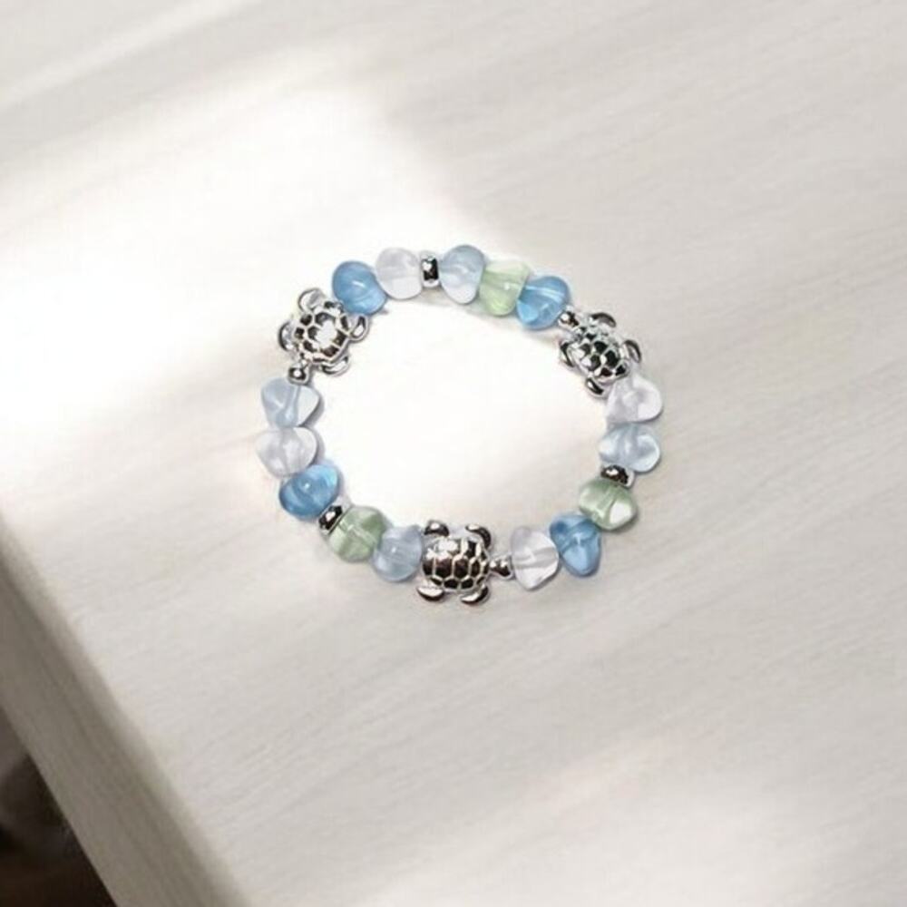 Beautiful Turtle with Blue and Green Glass Beads Stretch Bracelet